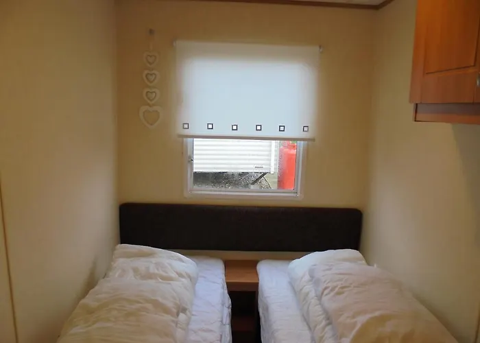 6 Berth Heated On The Chase Brisbane