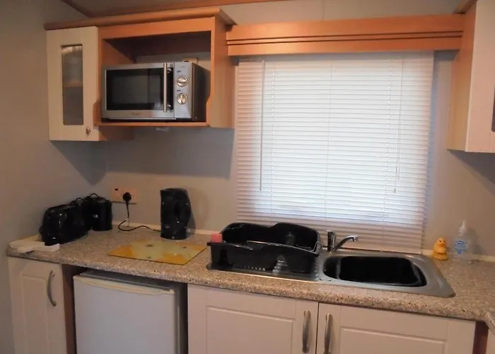 6 Berth Heated On The Chase Brisbane